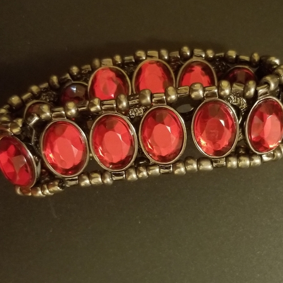 Bracelet - Picture 4 of 8